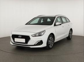 Hyundai i30  1.4 T-GDI 