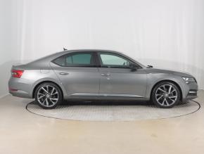 Škoda Superb  2.0 TDI Sportline 