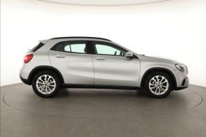 Mercedes-Benz GLA  GLA 200d 4MATIC 