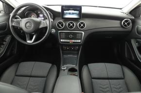 Mercedes-Benz GLA  GLA 200d 4MATIC 