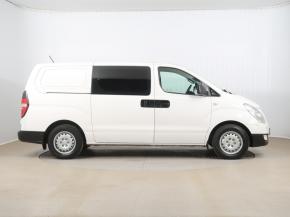 Hyundai H-1  2.5 CRDi 