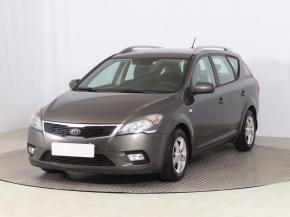 Kia Ceed  1.6 CVVT 