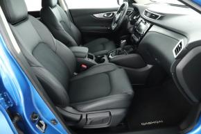 Nissan Qashqai  1.3 DIG-T N-Connecta 