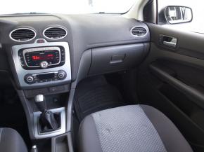 Ford Focus  1.6 16V 