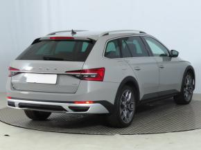 Škoda Superb  2.0 TDI Scout 