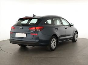 Hyundai i30  1.5 DPI Start Plus 