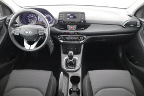 Hyundai i30  1.5 DPI Start Plus 