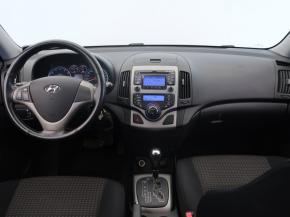 Hyundai i30  1.6 CVVT Comfort 