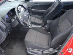 Hyundai i30  1.6 CVVT Comfort 