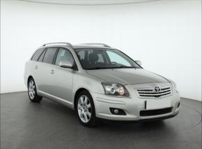 Toyota Avensis  2.0 Executive 