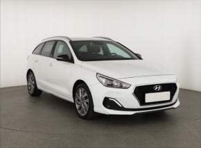 Hyundai i30  1.4 T-GDI 