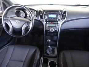 Hyundai i30  1.6 GDI 