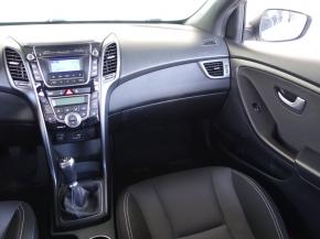 Hyundai i30  1.6 GDI 