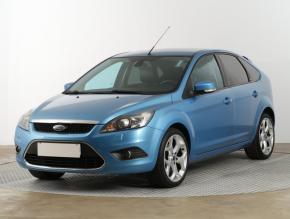 Ford Focus  2.0 16V Titanium 