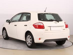 Toyota Auris  1.3 Dual VVT-i 