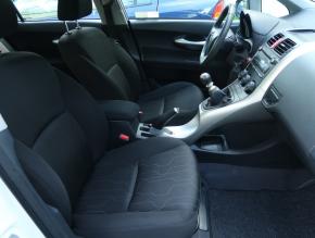 Toyota Auris  1.3 Dual VVT-i 