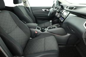 Nissan Qashqai  1.2 DIG-T Tekna 