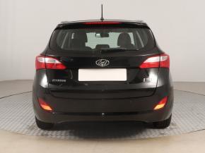 Hyundai i30  1.6 MPI 