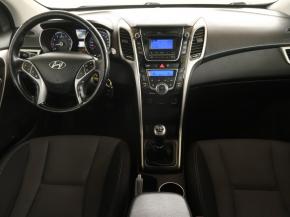 Hyundai i30  1.6 MPI 