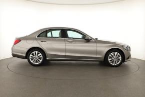 Mercedes-Benz C  C 220d 4MATIC 