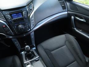 Hyundai i40  1.7 CRDI 