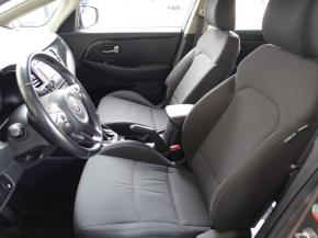 Kia Carens  1.7 CRDi 