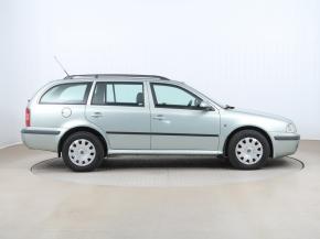 Škoda Octavia  1.6 Tour 