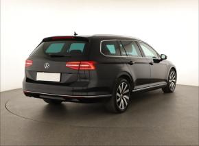 Volkswagen Passat  2.0 TDI 