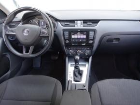 Škoda Octavia  1.6 TDI Elegance 