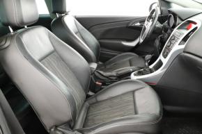 Opel Astra  2.0 CDTI 