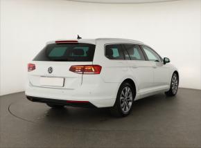 Volkswagen Passat  1.5 TSI Business 