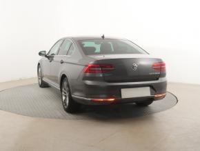 Volkswagen Passat  2.0 TDI 