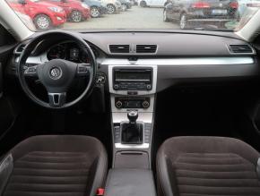 Volkswagen Passat  2.0 TDI 