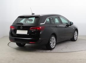 Opel Astra  1.4 T 