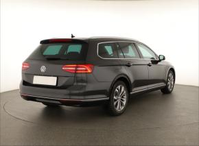 Volkswagen Passat  1.6 TDI Highline 