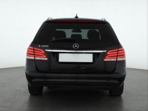 Mercedes-Benz E  E 200 