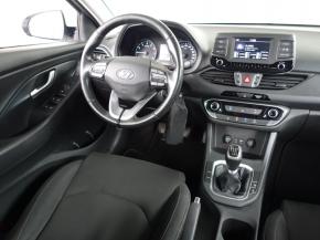 Hyundai i30 Fastback  1.0 T-GDI Trikolor 