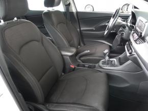 Hyundai i30 Fastback  1.0 T-GDI Trikolor 