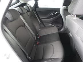 Hyundai i30 Fastback  1.0 T-GDI Trikolor 