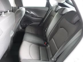 Hyundai i30 Fastback  1.0 T-GDI Trikolor 