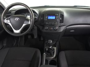 Hyundai i30  1.4 CVVT 