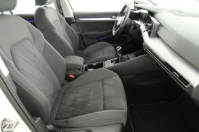 Volkswagen Golf  1.0 TSI Life 