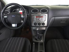 Ford Focus  1.6 16V 