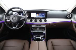 Mercedes-Benz E  E 220 d Avantgarde 