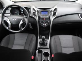 Hyundai i30  1.6 MPI 