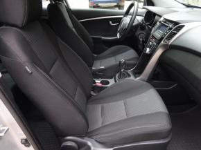 Hyundai i30  1.6 MPI 