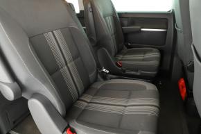 Volkswagen Multivan  2.0 TDI 