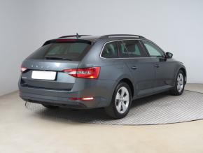 Škoda Superb  2.0 TDI Style 