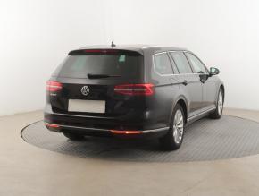 Volkswagen Passat  1.6 TDI Highline 