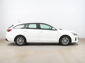 Hyundai i30  1.6 CRDi Trikolor Plus 